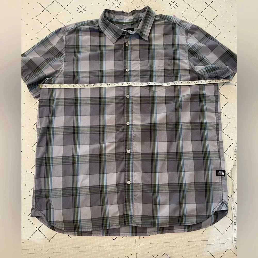🌼 clearance The North Face XXL Gray Green‎ Plaid Short Sleeve Button Up Shirt